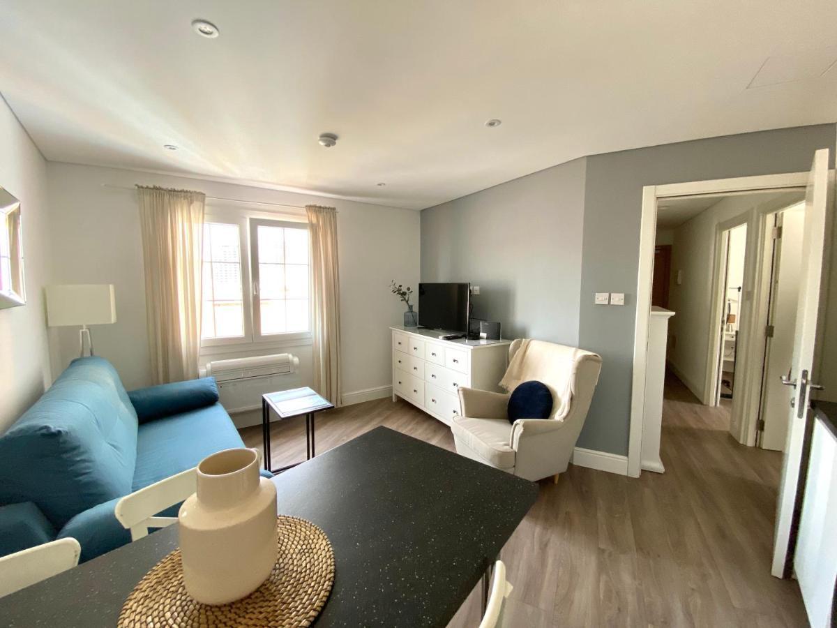 Deluxe City Centre Two Bedroom - Grand Central House Gibraltar Exterior foto
